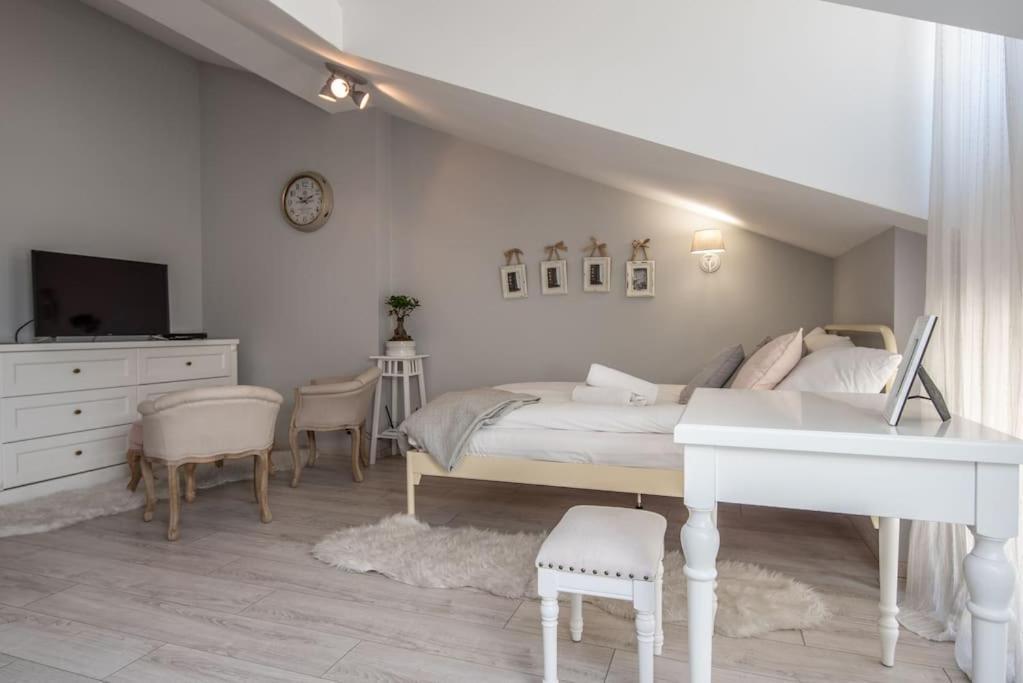Apartament O Wysokim Standardzie W Centrum Miasta Apartment Krakow Bagian luar foto