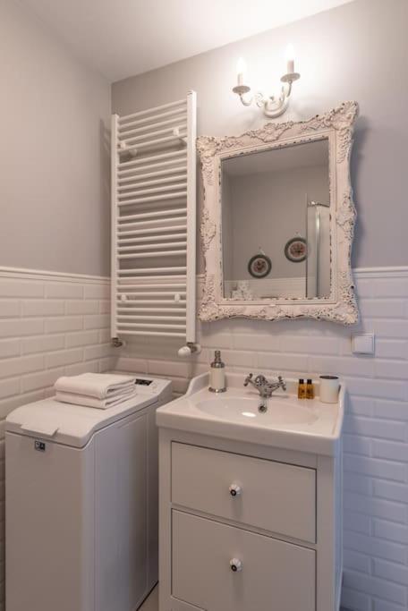 Apartament O Wysokim Standardzie W Centrum Miasta Apartment Krakow Bagian luar foto
